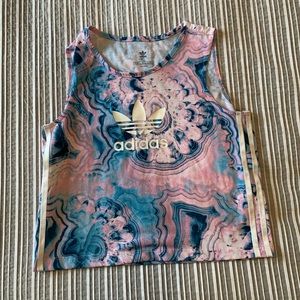Adidas crop top XL